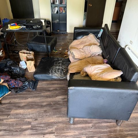 Apartment foreclosure and eviction cleanout service in Chicago